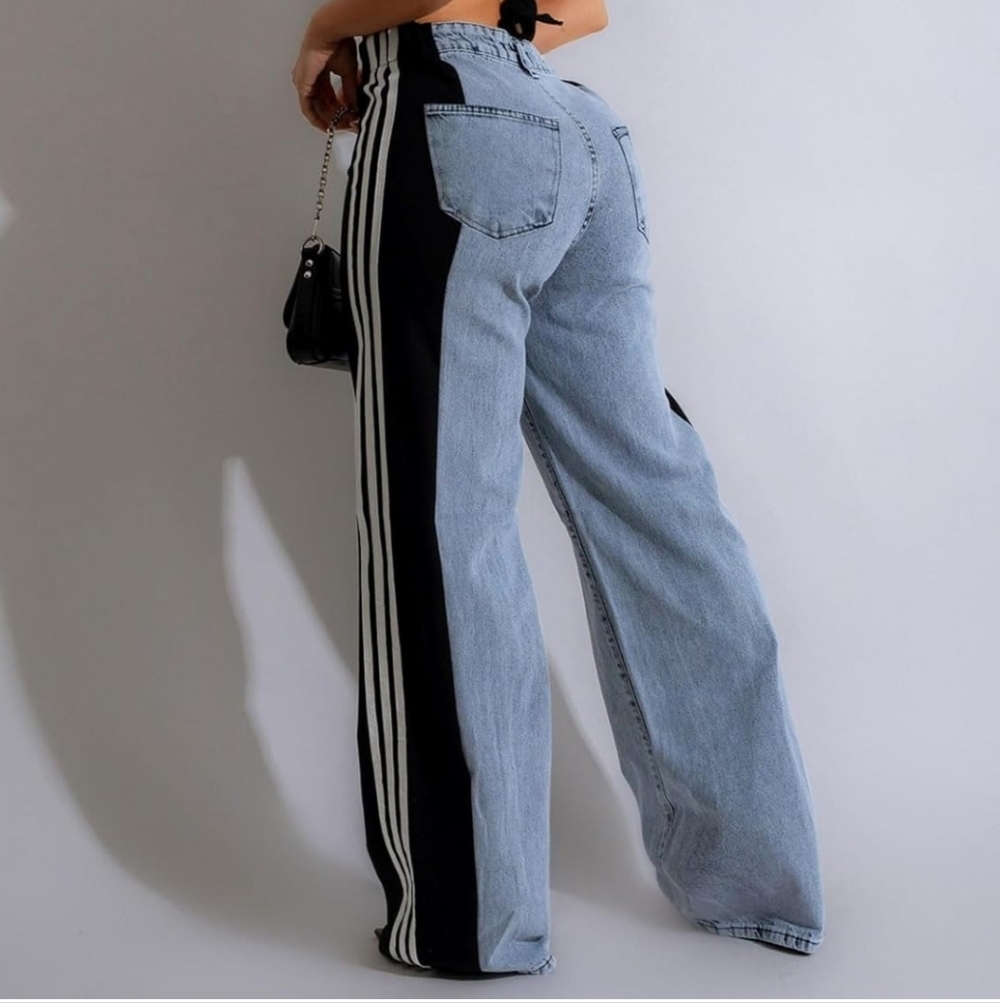 NWOT*** Stylish Black and Blue Women's Flare Jeans